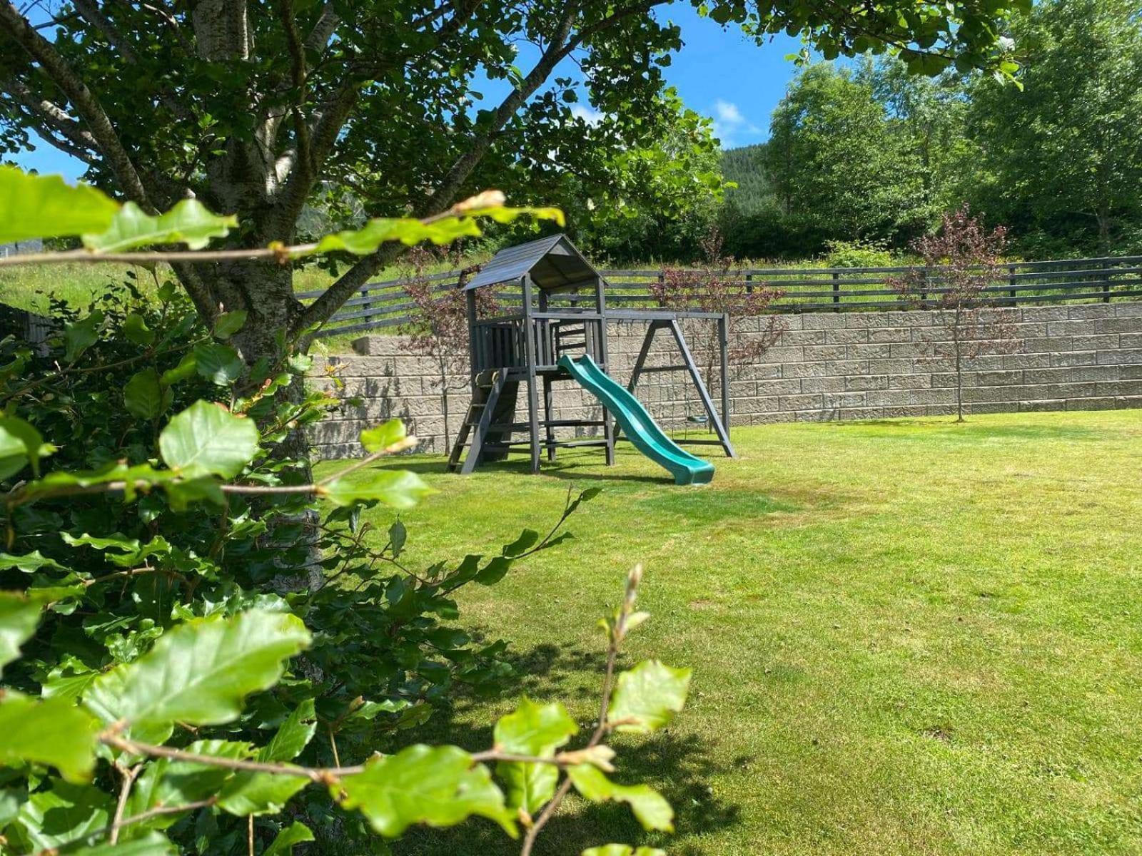 Rostrevor Valley House -Mountainside Hot Tub View Newry Exterior foto